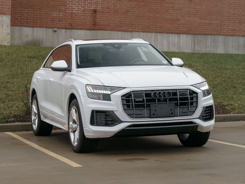 Certified 2023 Audi Q8 Premium w/ Convenience Package image 1