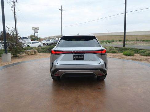 Used 2023 Lexus RX 350 image 3