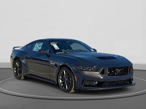 New 2025 Ford Mustang Dark Horse image 3