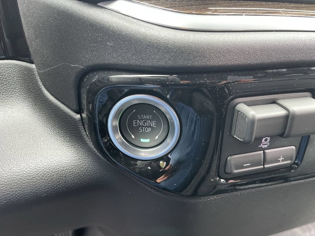 New 2026 GMC Sierra 1500 Elevation AWD/4WD image 17