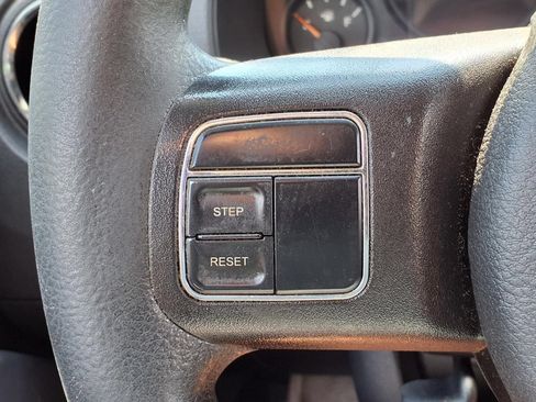 Used 2016 Jeep Compass Sport AWD/4WD image 25