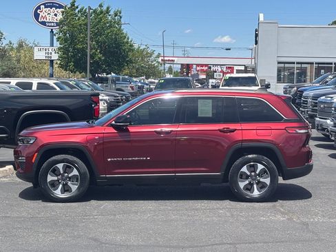 Used 2022 Jeep Grand Cherokee Limited 4xe AWD/4WD image 2