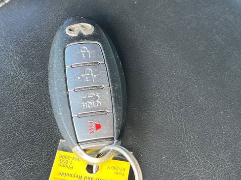 Used 2015 INFINITI Q50 Sport w/ Technology Package image 28