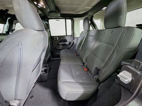 Used 2021 Jeep Wrangler Unlimited Sahara w/ LED Lighting Group image 20