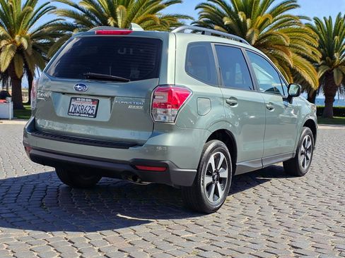 Used 2017 Subaru Forester 2.5i w/ Alloy Wheel Package image 7