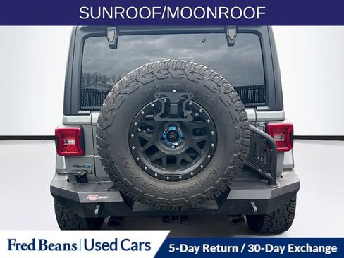 Used 2021 Jeep Wrangler Unlimited Rubicon 4xe AWD/4WD image 4