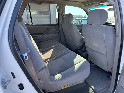 Used 2005 Toyota Sequoia SR5 image 13