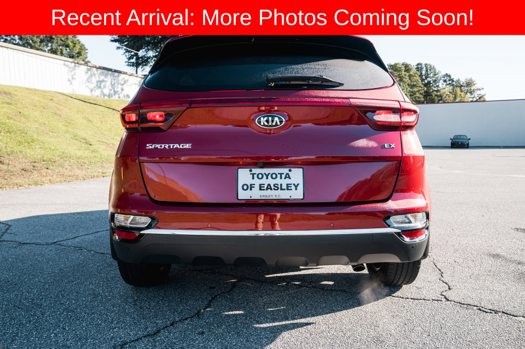 Used 2022 Kia Sportage EX w/ EX Technology Package FWD image 6