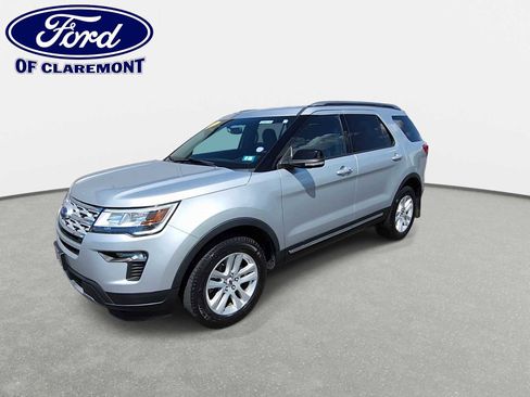 Used 2018 Ford Explorer XLT w/ Equipment Group 201A AWD/4WD image 4