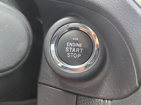 Used 2023 Subaru Forester Premium AWD/4WD image 18
