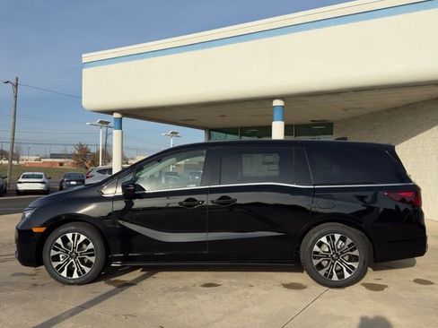 New 2026 Honda Odyssey Elite image 6