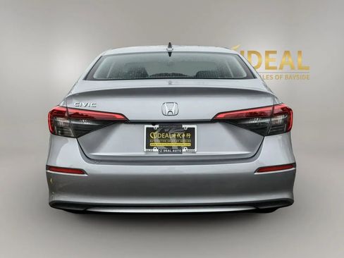 Used 2023 Honda Civic LX image 6