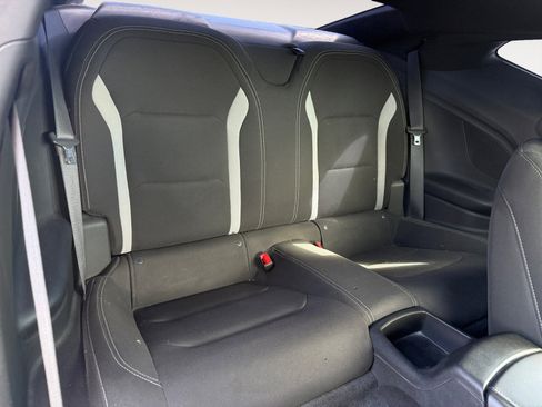 Used 2019 Chevrolet Camaro LT image 18