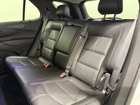 Used 2023 Chevrolet Equinox Premier image 25