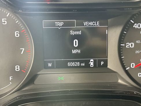 Used 2024 Chevrolet Trax LS w/ LS Convenience Package FWD image 19