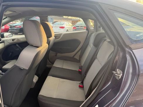Used 2013 Ford Fiesta S image 8