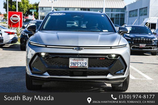 Used 2024 Chevrolet Equinox EV RS FWD image 2