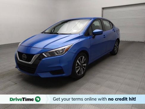Used 2021 Nissan Versa SV image 1