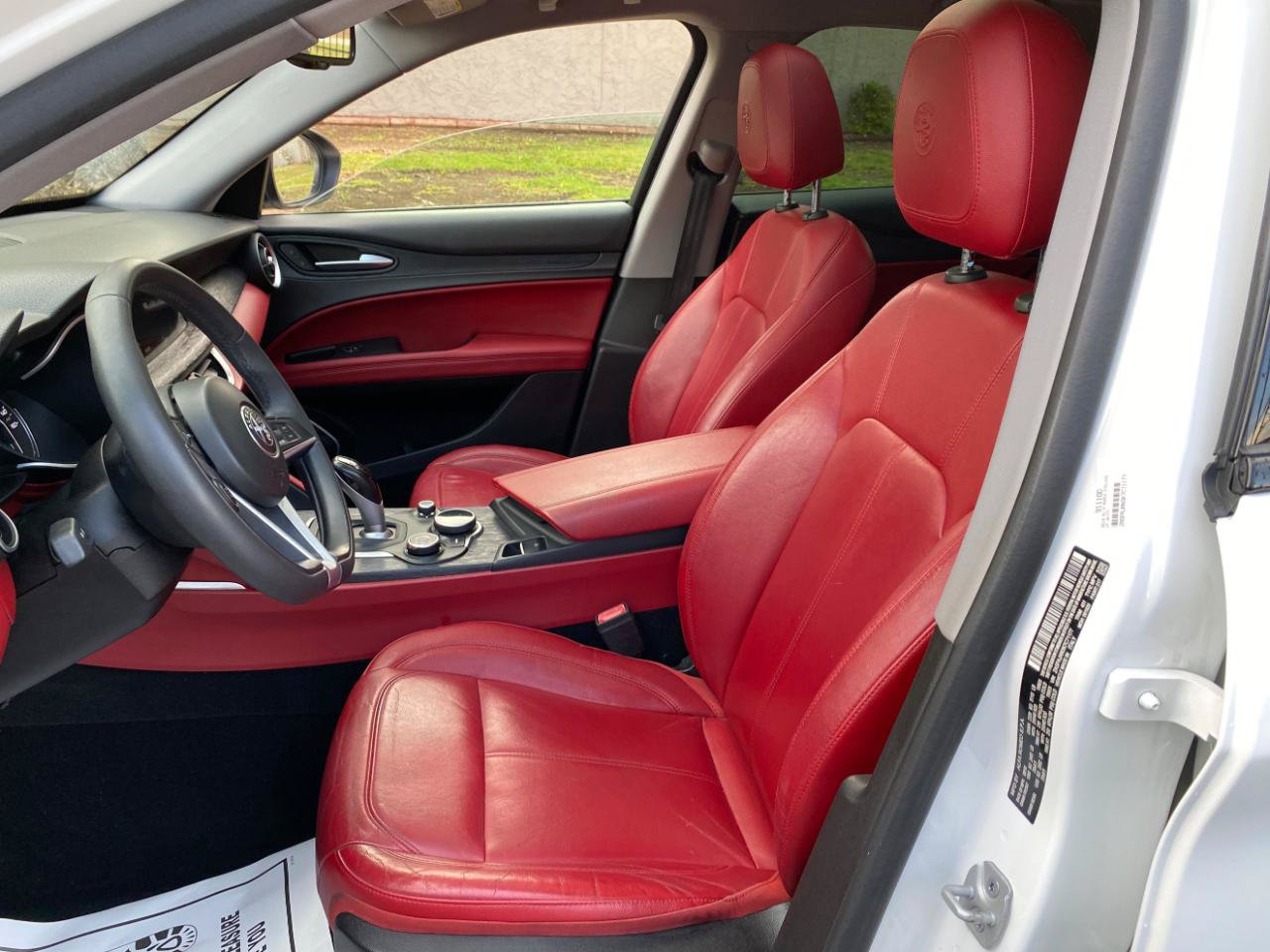 Used 2019 Alfa Romeo Stelvio w/ Nero Edizione RWD image 29