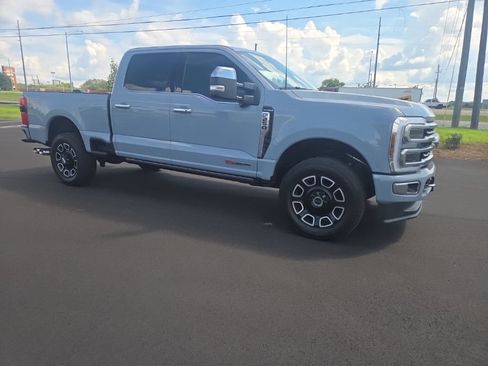 Used 2024 Ford F250 Platinum AWD/4WD image 21