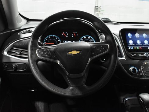 Used 2023 Chevrolet Malibu LT w/ Driver Confidence Package FWD image 9