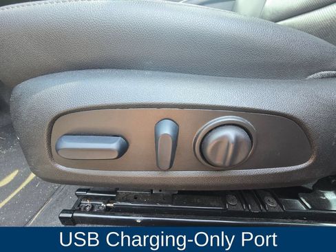 Used 2024 Chevrolet Malibu LT FWD image 17