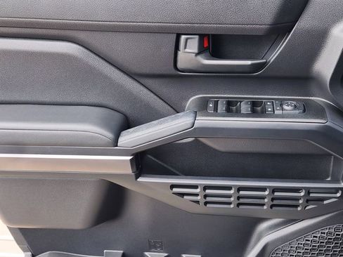 New 2026 Toyota 4Runner SR5 image 19