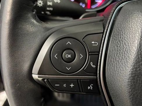 Used 2020 Toyota Camry XSE image 17