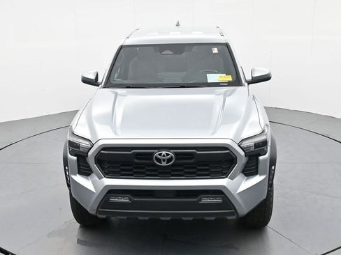 Used 2024 Toyota Tacoma TRD Off-Road image 17