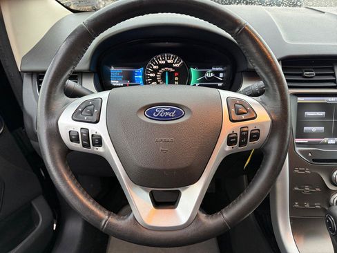Used 2014 Ford Edge SEL w/ Equipment Group 205A AWD/4WD image 18