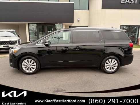 Used 2016 Kia Sedona EX FWD image 2