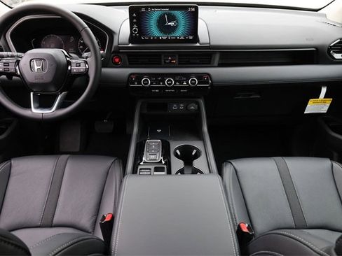 New 2025 Honda Pilot EX-L image 16