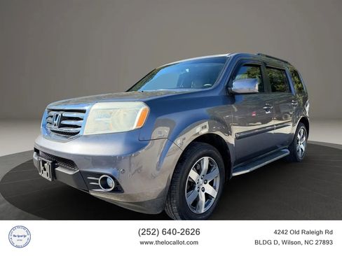 Used 2014 Honda Pilot Touring image 1