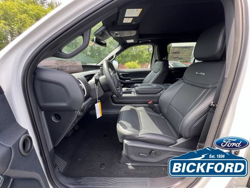 New 2026 Ford Expedition Platinum w/ Stealth Appearance Package AWD/4WD image 11