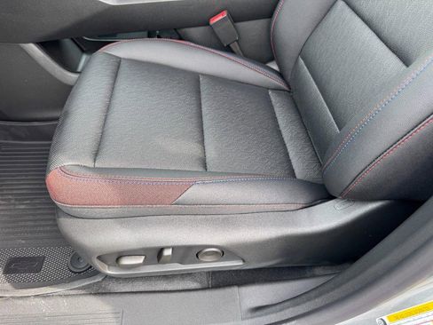 New 2026 Chevrolet Equinox RS image 9