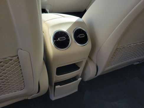 Certified 2025 Mercedes-Benz GLB 250 image 15