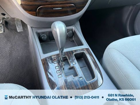 Used 2012 Hyundai Santa Fe GLS AWD/4WD image 9