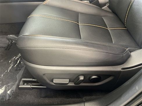 Used 2025 MAZDA CX-50 AWD 2.5 S w/ Premium Plus Pkg image 22