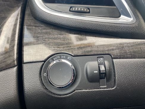 Used 2014 Buick Encore FWD image 23