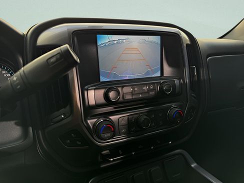 Used 2017 Chevrolet Silverado 1500 LTZ Z71 image 16