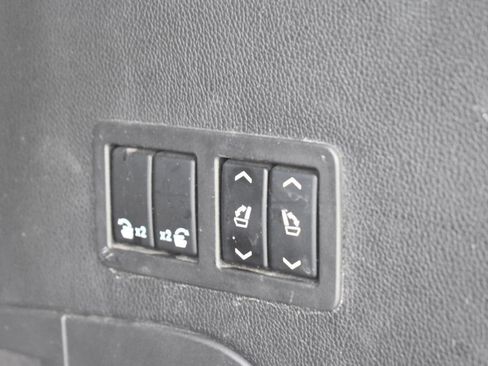 Used 2019 Chevrolet Tahoe Premier w/ Premier Plus Edition AWD/4WD image 30