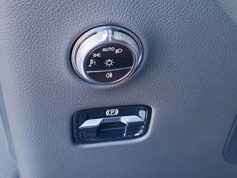 Certified 2024 Mercedes-Benz GLC 300 4MATIC image 21