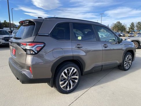 New 2025 Subaru Forester Touring image 5