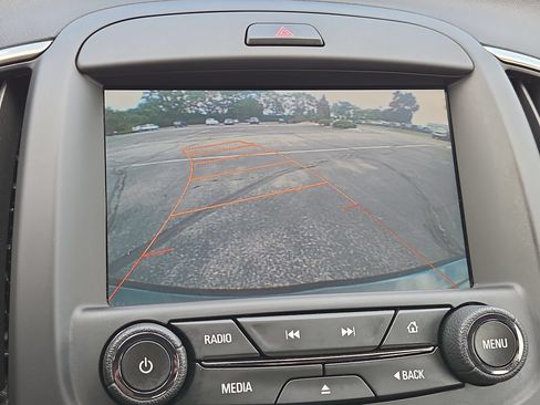 Used 2015 Buick LaCrosse FWD image 34