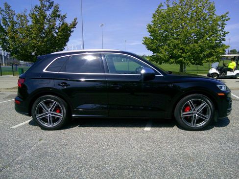 Used 2018 Audi SQ5 Prestige AWD/4WD image 9