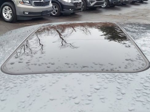 Used 2017 Volkswagen Passat 1.8T SE image 16