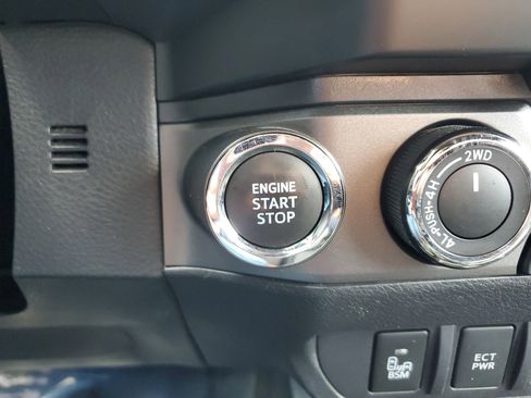 Used 2023 Toyota Tacoma TRD Off-Road w/ Technology Package image 21