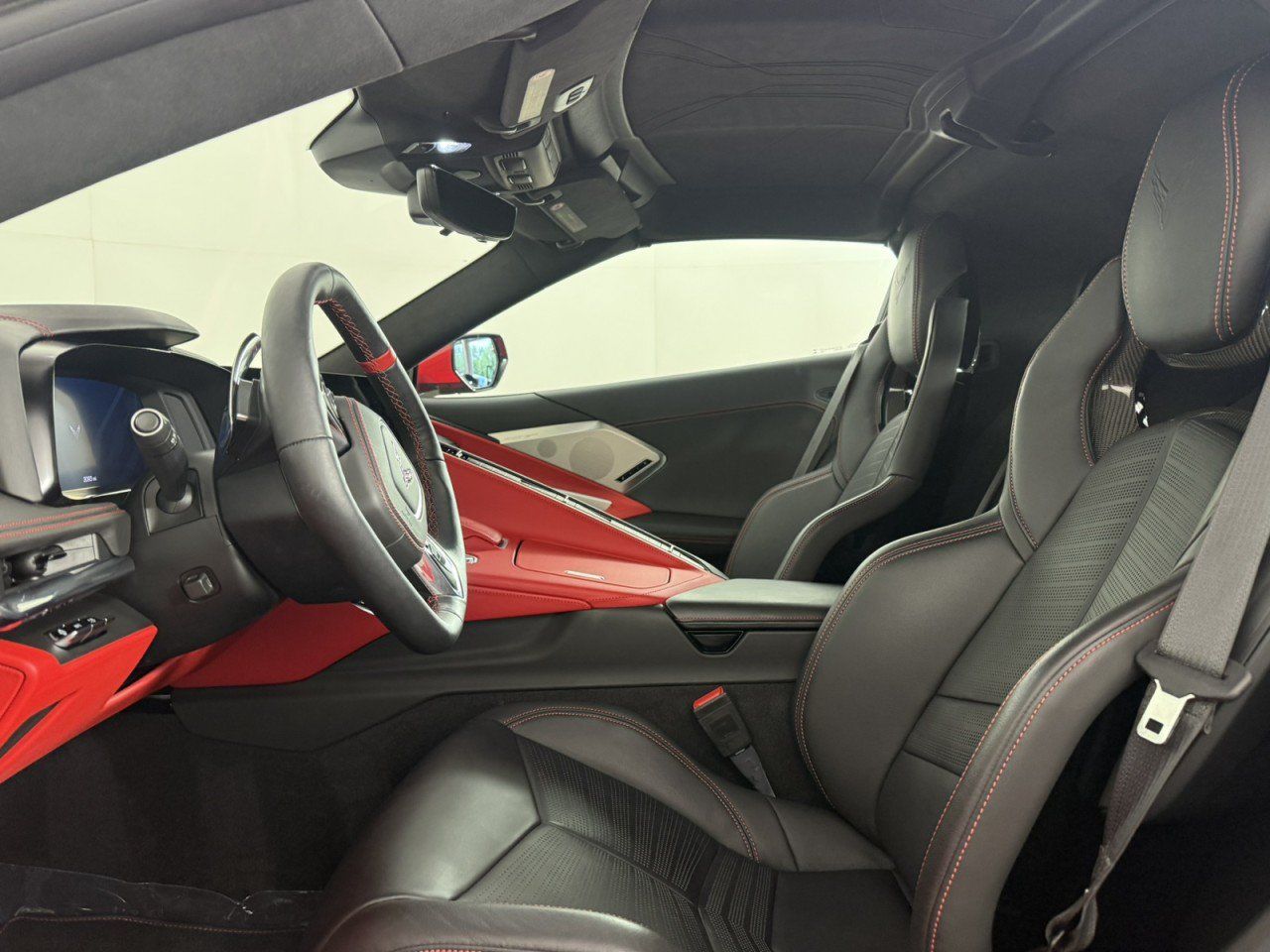 Used 2020 Chevrolet Corvette Stingray Premium Cpe w/ 3LT Preferred Equipment Group RWD image 11