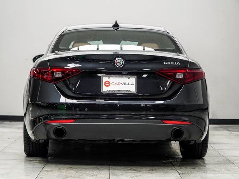 Used 2022 Alfa Romeo Giulia Ti image 12