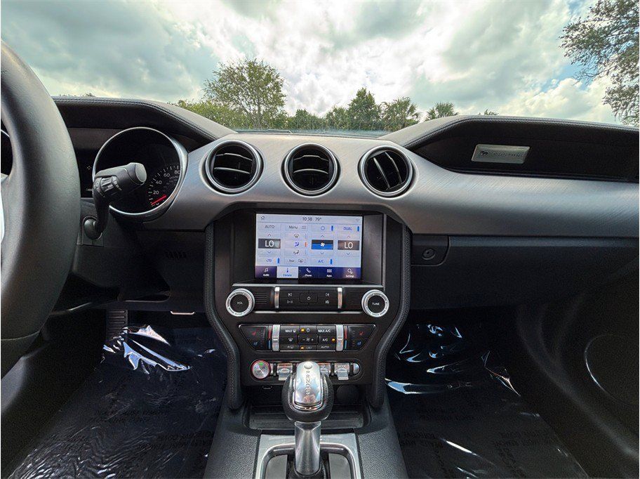 Used 2021 Ford Mustang Premium RWD image 8